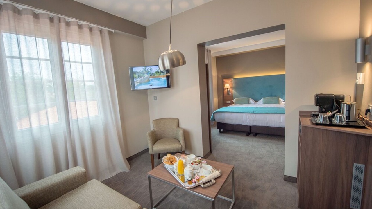 Photo of Others in Carros