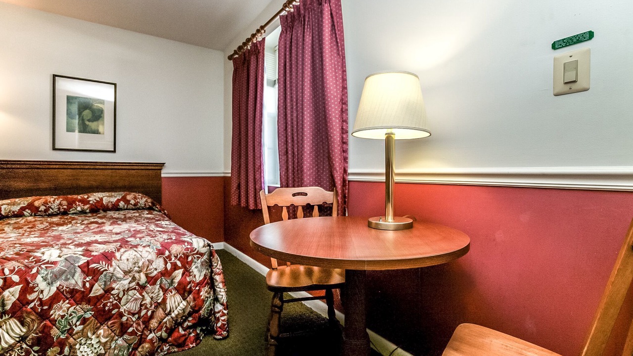 Photo of Bedroom in White Marsh