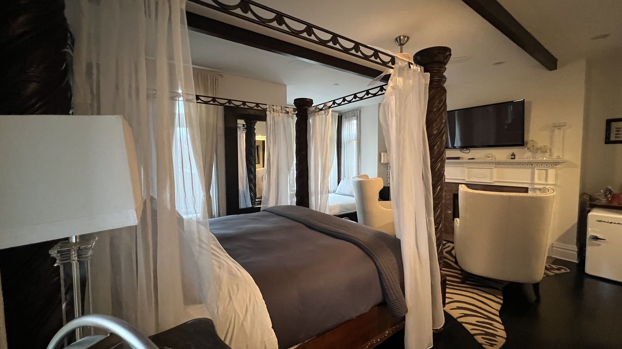 Photo of Bedroom in Lincoln Park