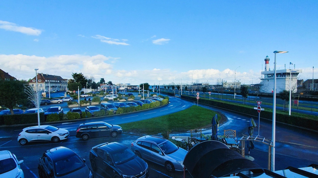 Photo of Bedroom in Ouistreham