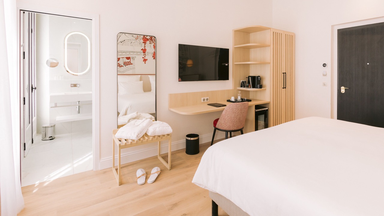 Photo of Bedroom in Hotel de Ville - Quinconces