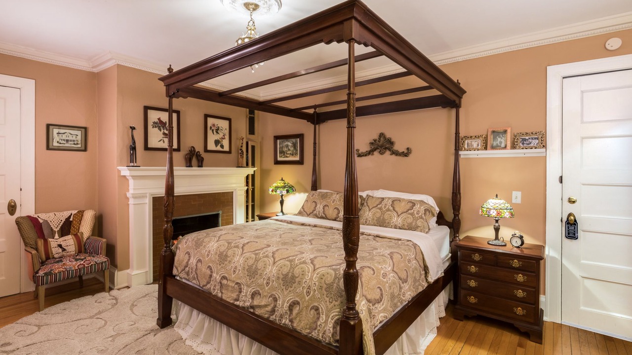 Photo of Livingroom in Baraboo