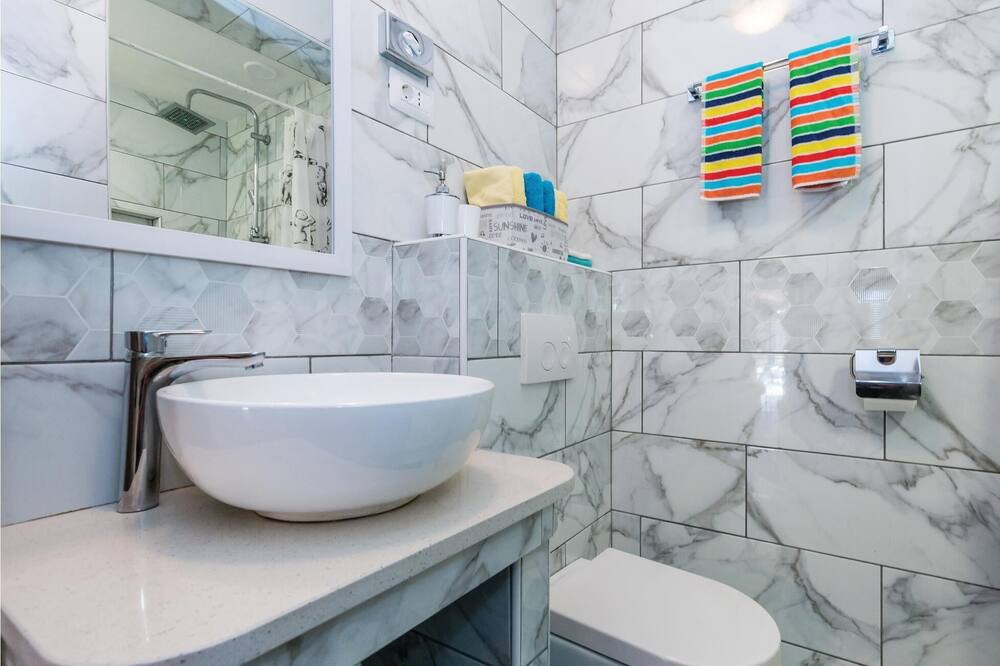 Photo of Bathroom in Rubesi