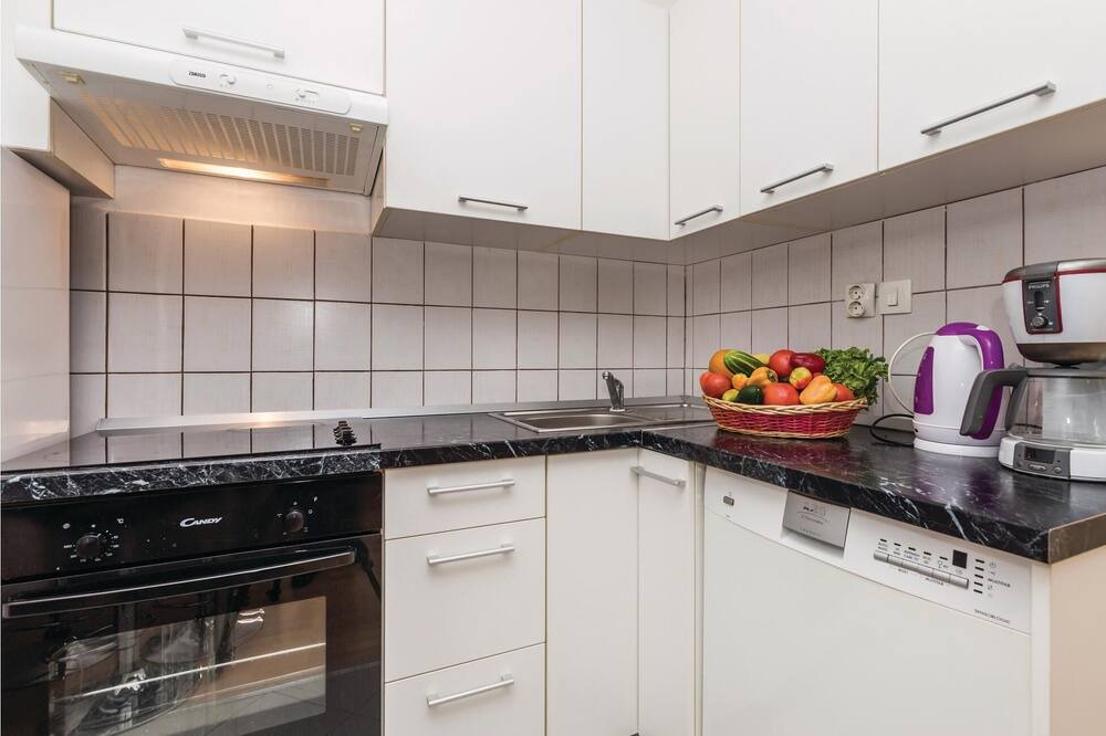 Photo of Kitchen in Rubesi