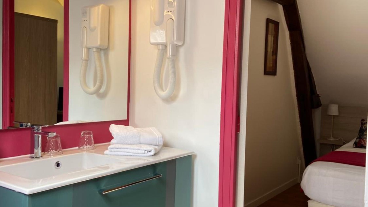 Photo of Others in Luceau