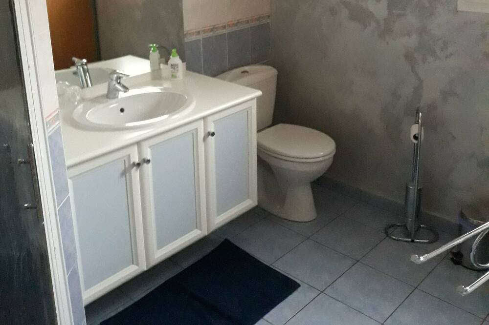 Photo of Bathroom in La Reunion
