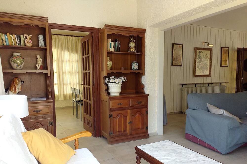 Photo of Livingroom in Les Tres Cales