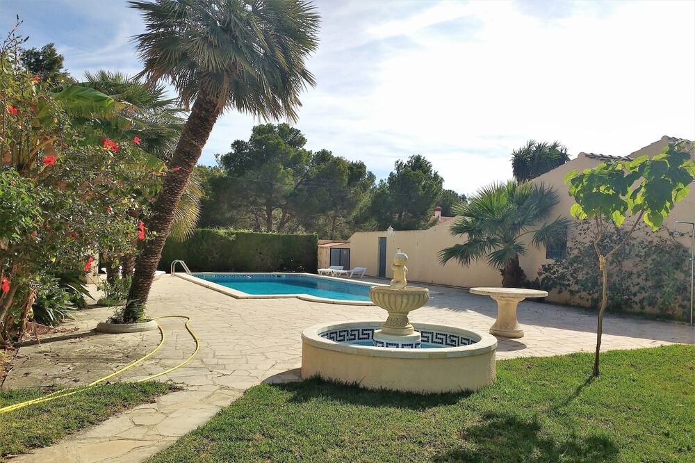 Photo of Outdoor in Les Tres Cales