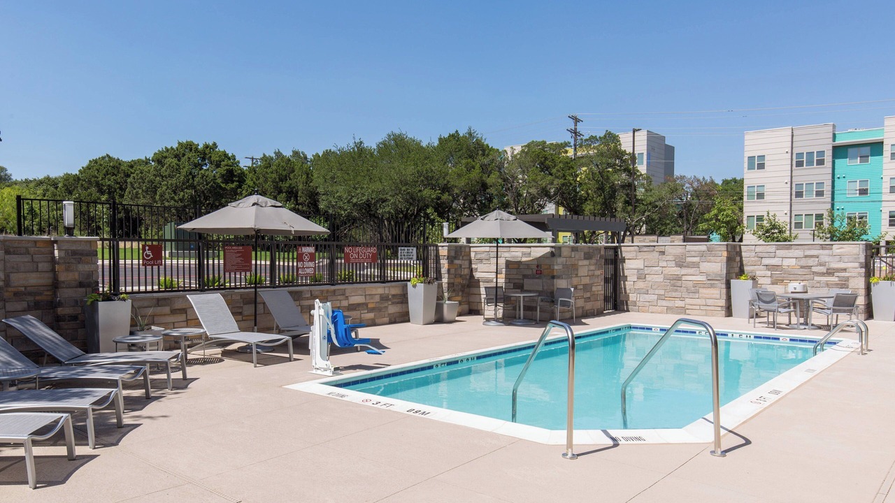 Photo of Outdoor in McNeil