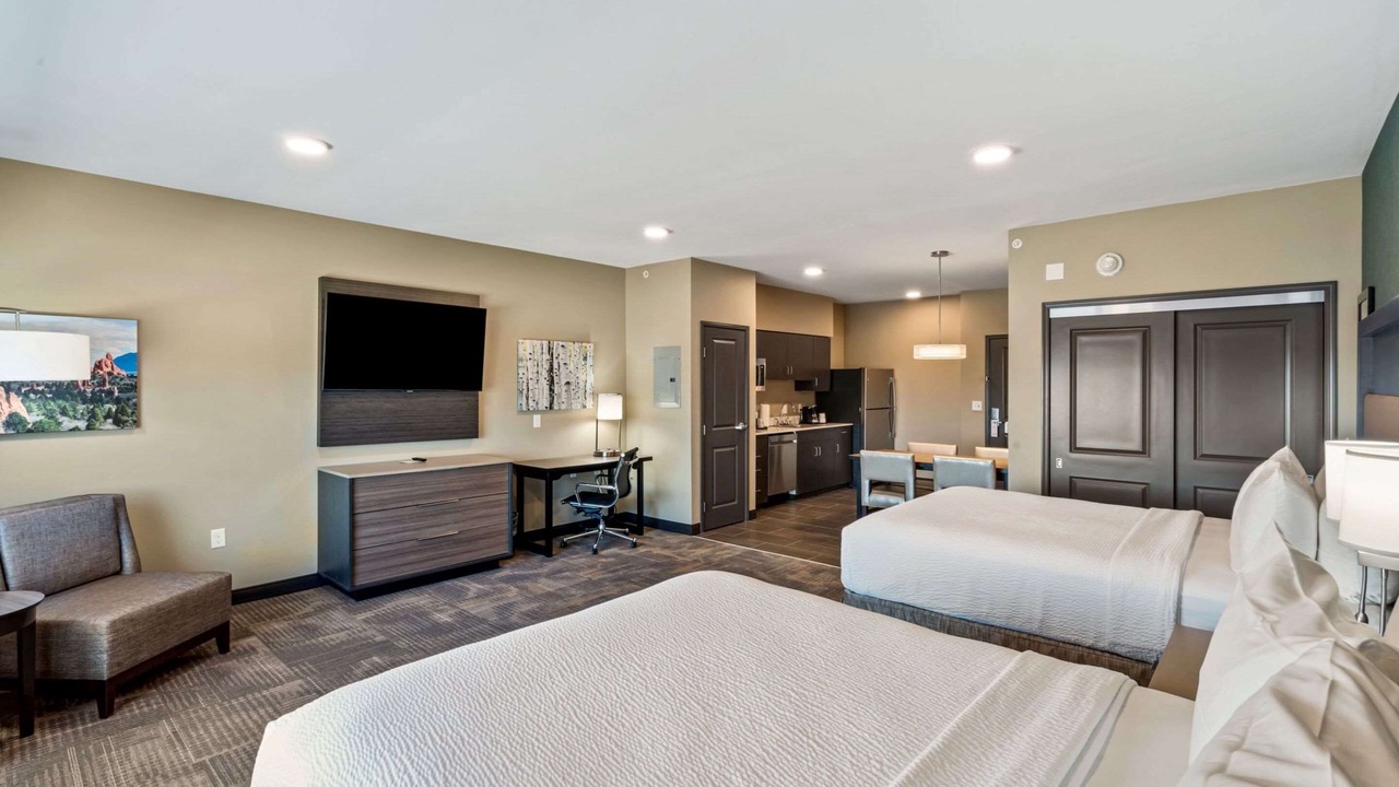 Photo of Bedroom in West Colorado Springs
