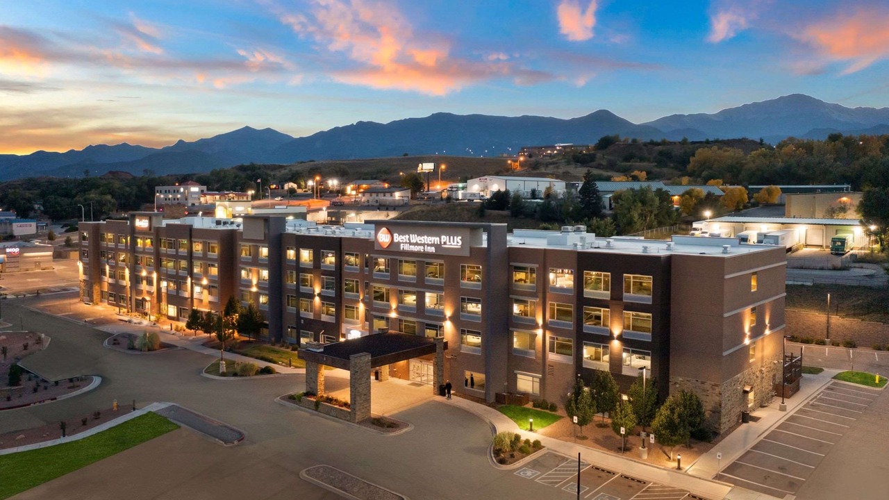 Photo of Buildings in West Colorado Springs