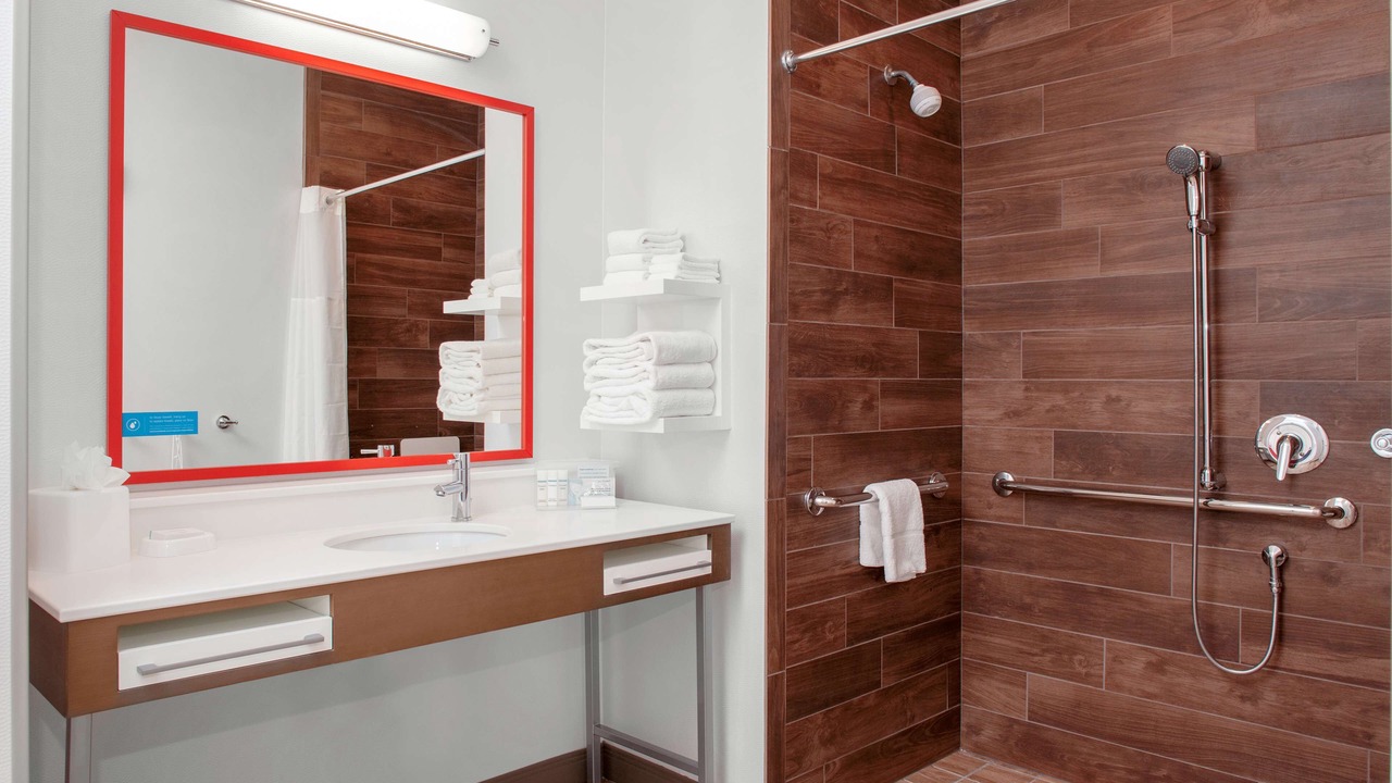 Photo of Bathroom in Overland Park