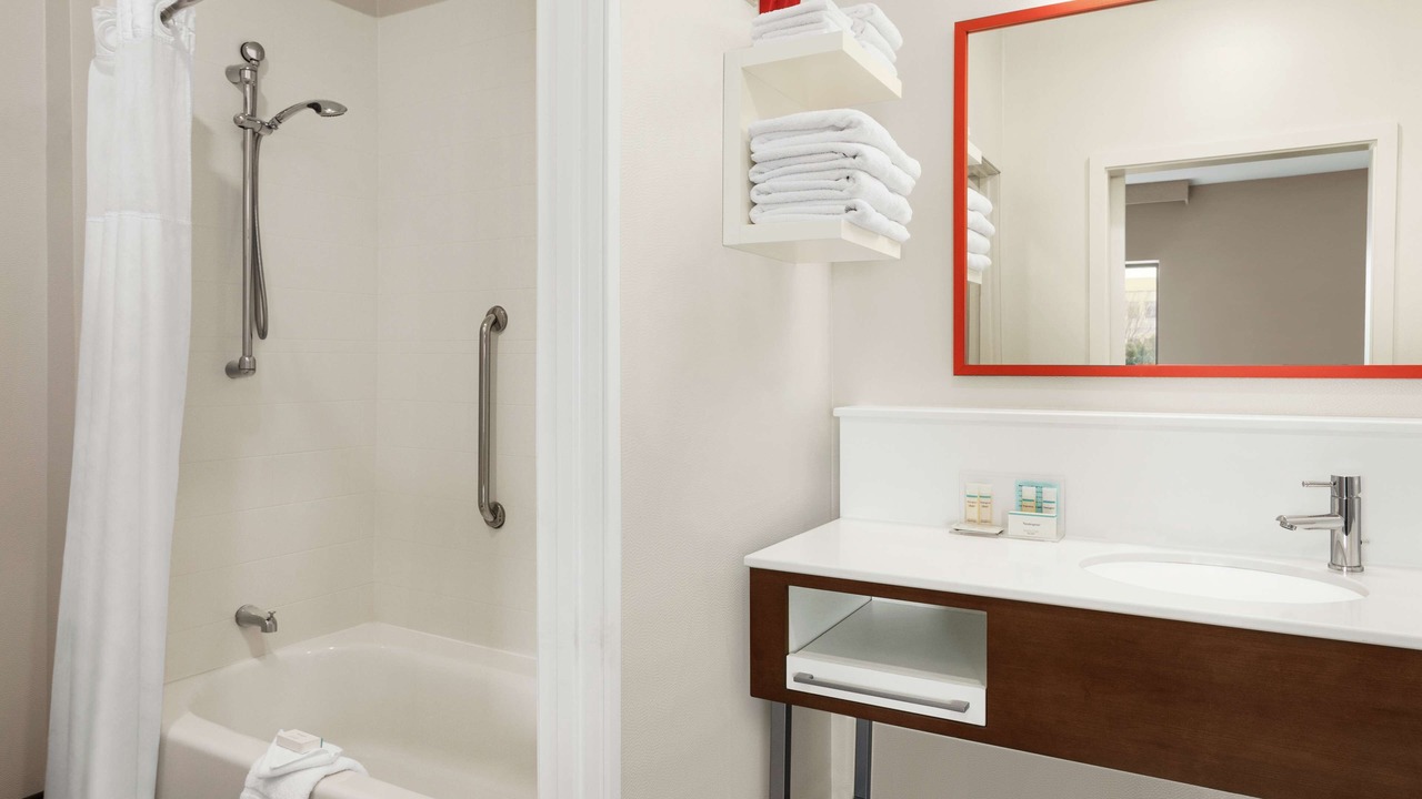 Photo of Bathroom in Overland Park