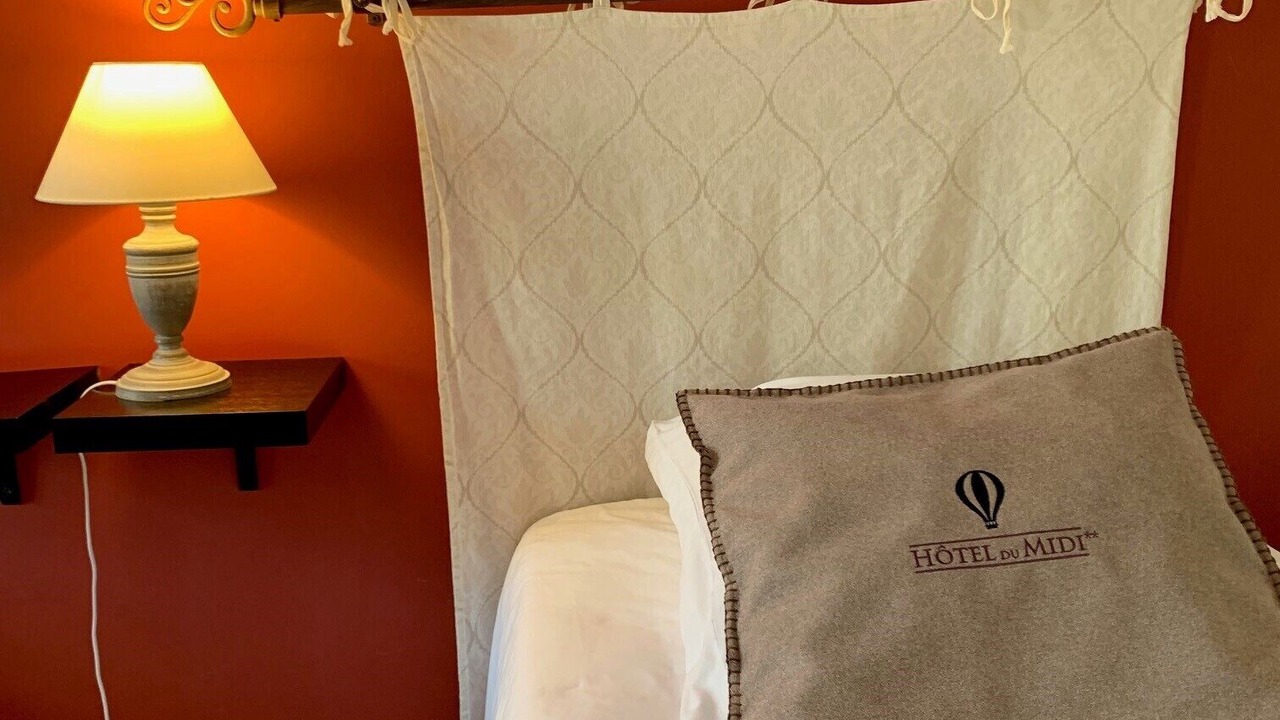 Photo of Bedroom in Annonay