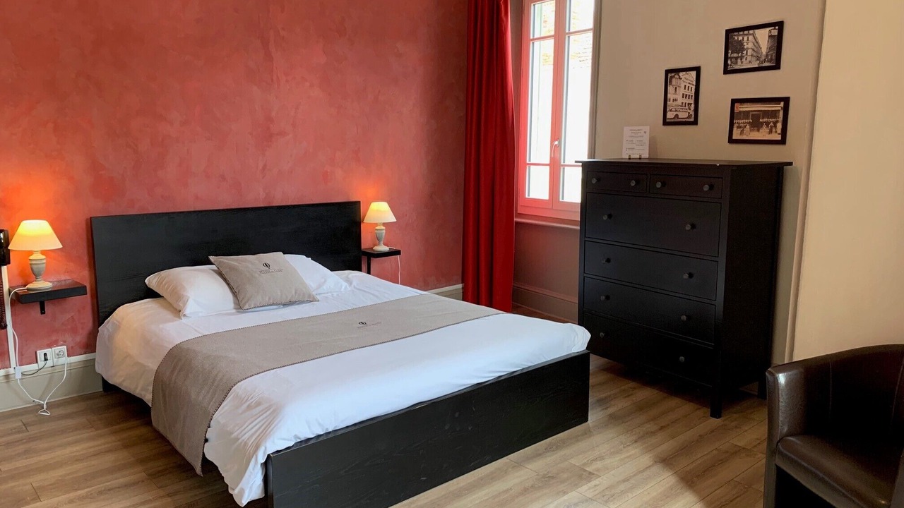 Photo of Bedroom in Annonay