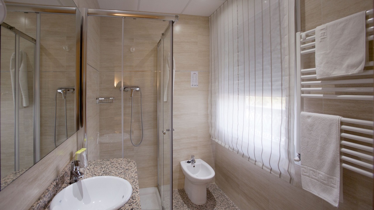 Photo of Bathroom in Calatayud