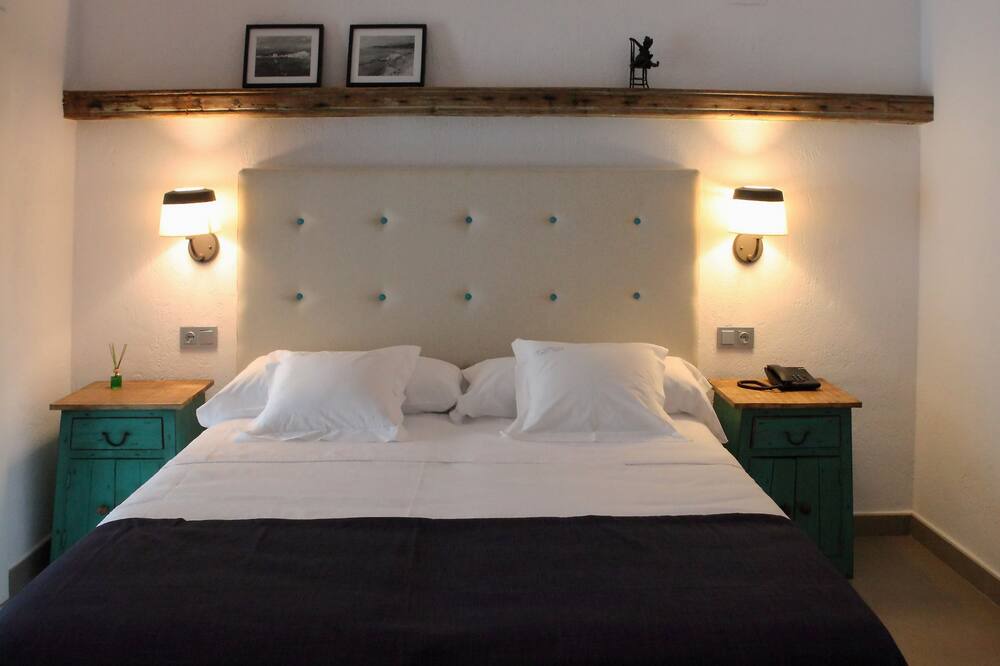 Photo of Bedroom in El Portet
