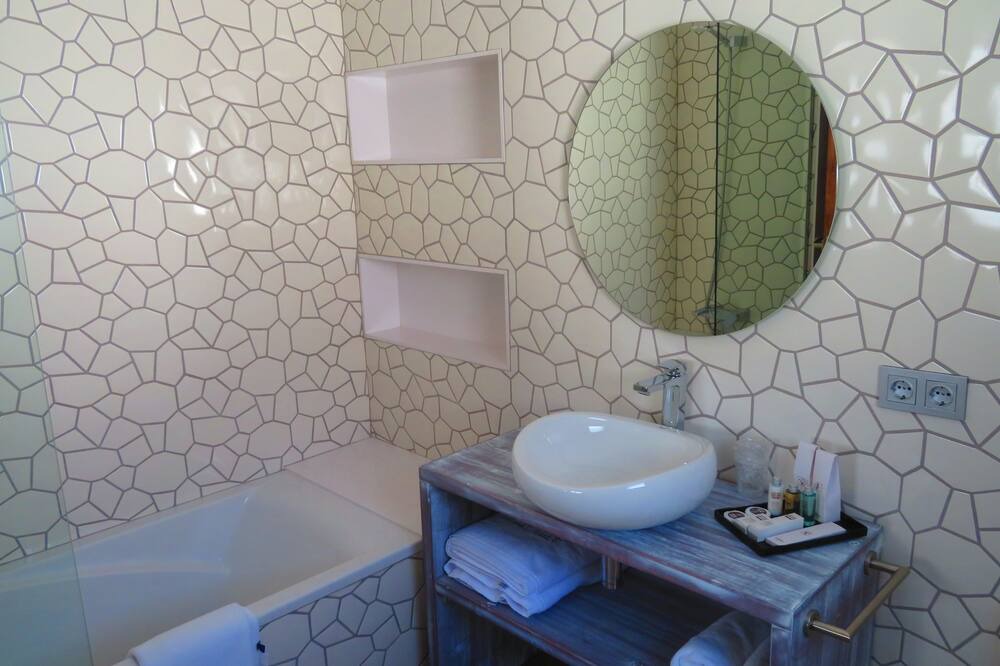 Photo of Bathroom in El Portet