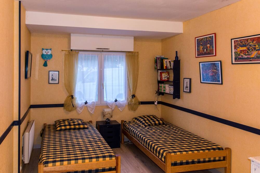 Photo of Bedroom in Saint-Gilles-Croix-de-Vie