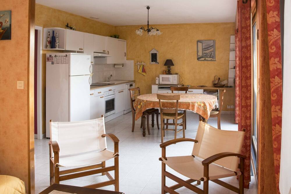 Photo of Kitchen in Saint-Gilles-Croix-de-Vie