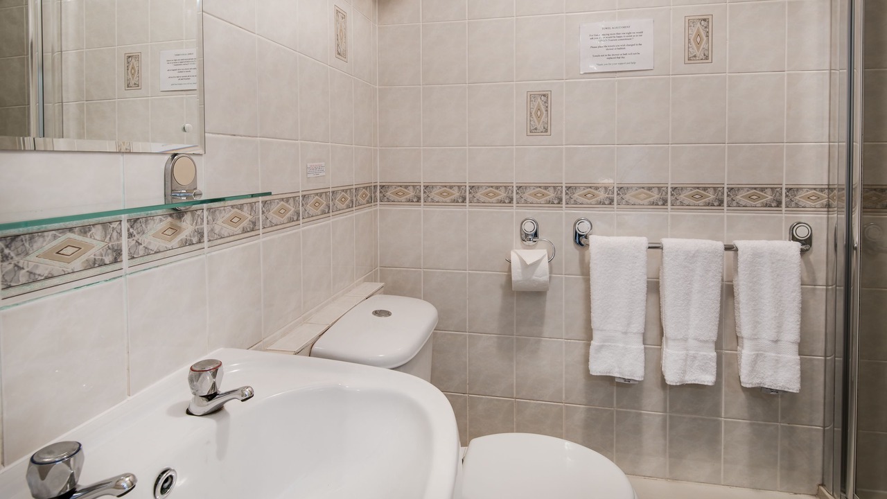 Photo of Bathroom in Kelso