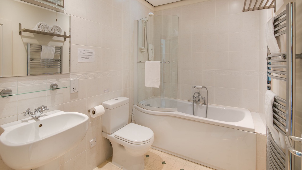 Photo of Bathroom in Kelso