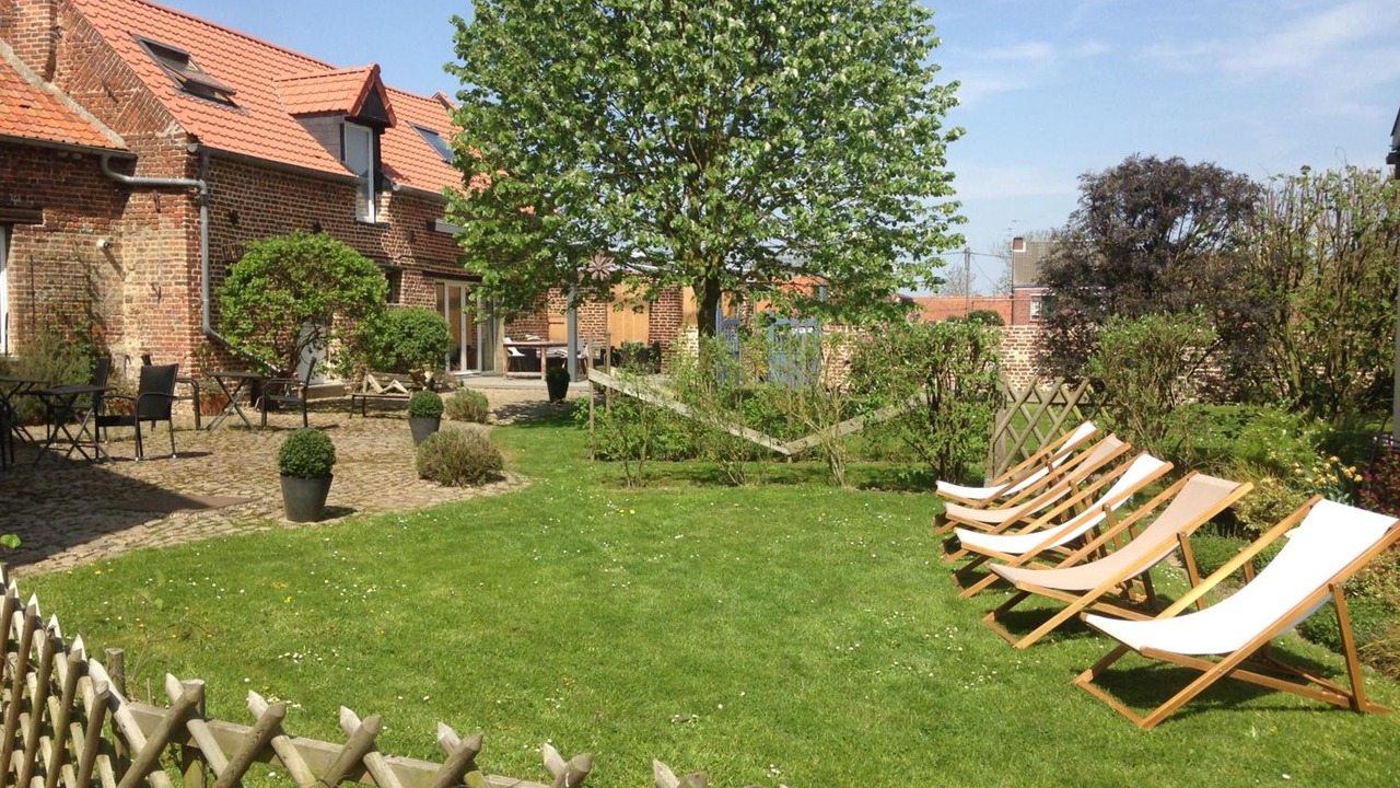 Photo of Outdoor in Dury