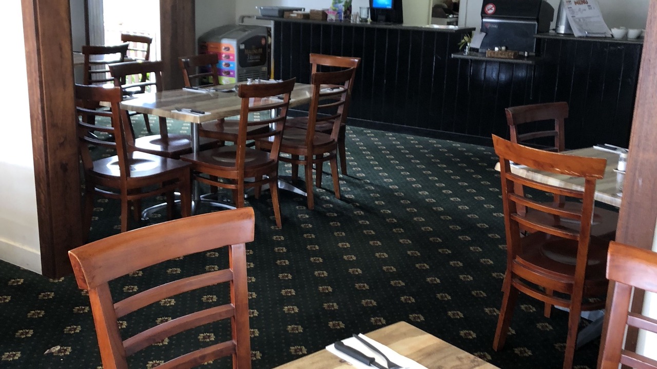 Photo of Others in Gin Gin