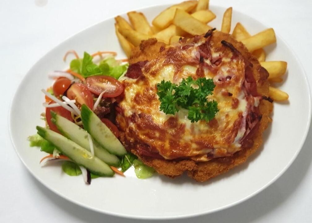 Photo of Others in Gin Gin