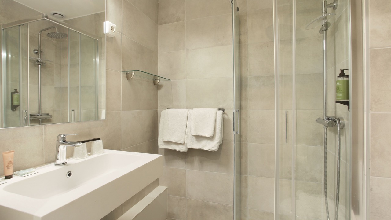 Photo of Bathroom in Gambetta