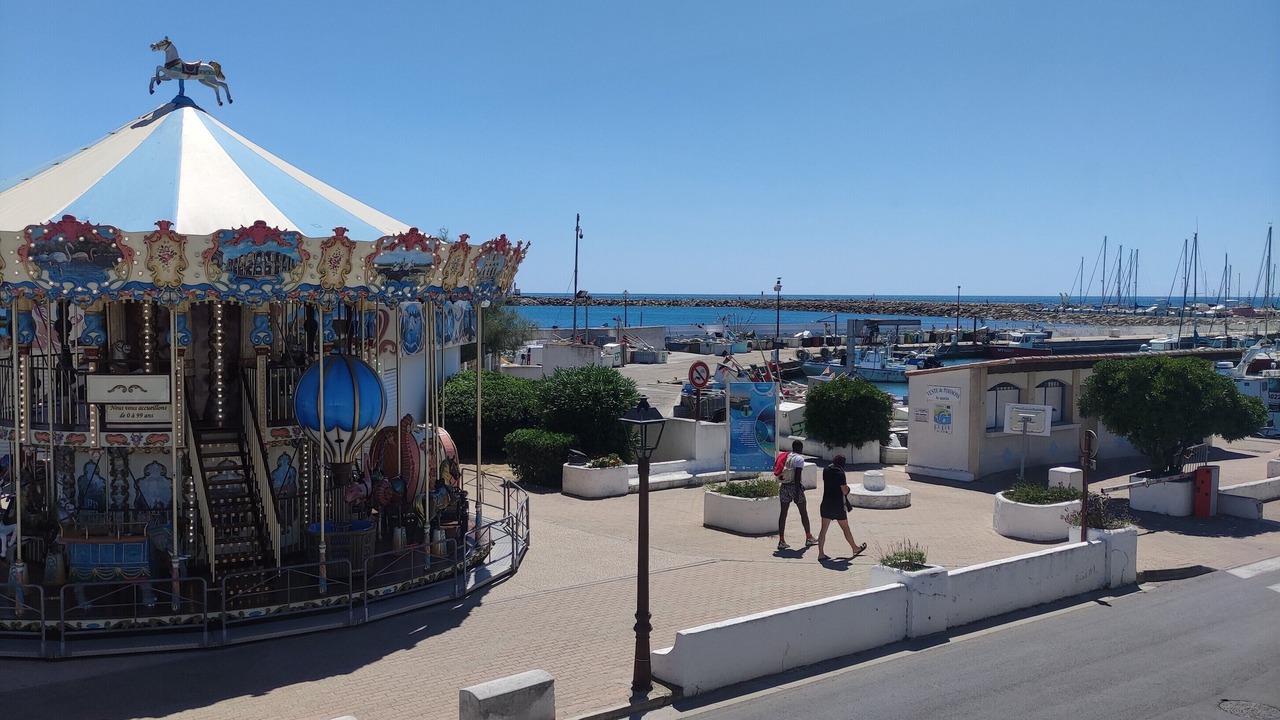 Photo of Bedroom in Saintes-Maries-de-la-Mer