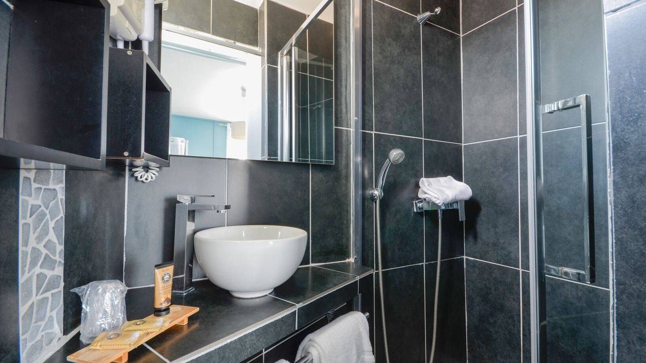 Photo of Bathroom in Saintes-Maries-de-la-Mer