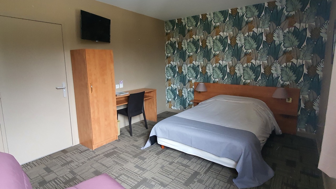 Photo of Bedroom in Craon