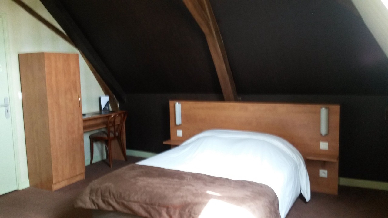 Photo of Bedroom in Craon