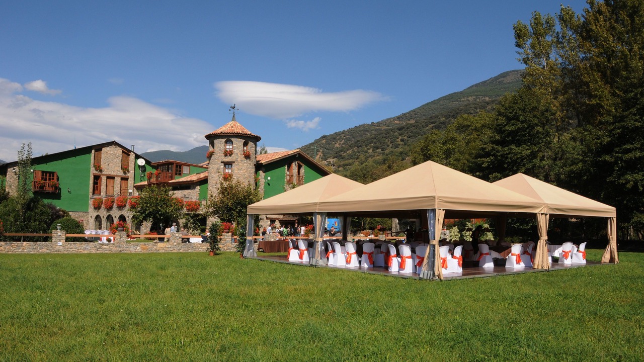 Photo of Outdoor in Sort