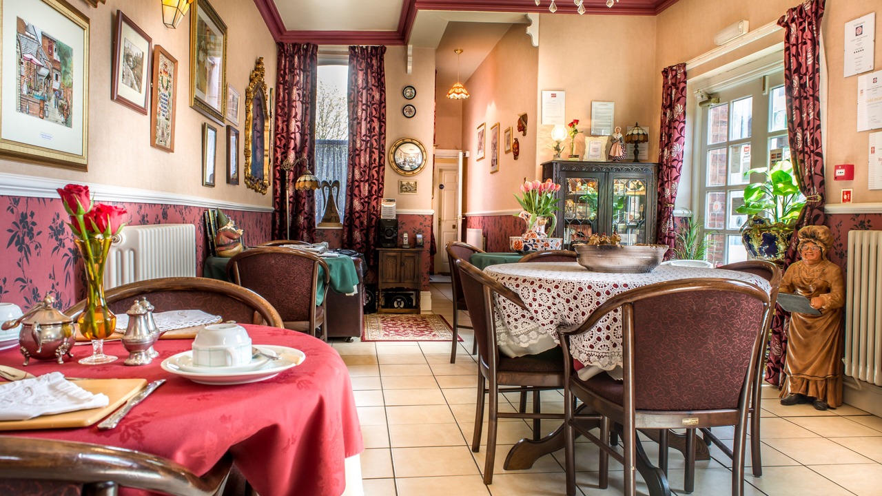 Photo of Others in Lincoln