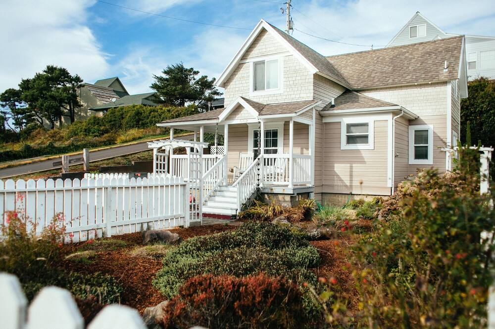 Photo of Outdoor in Newport