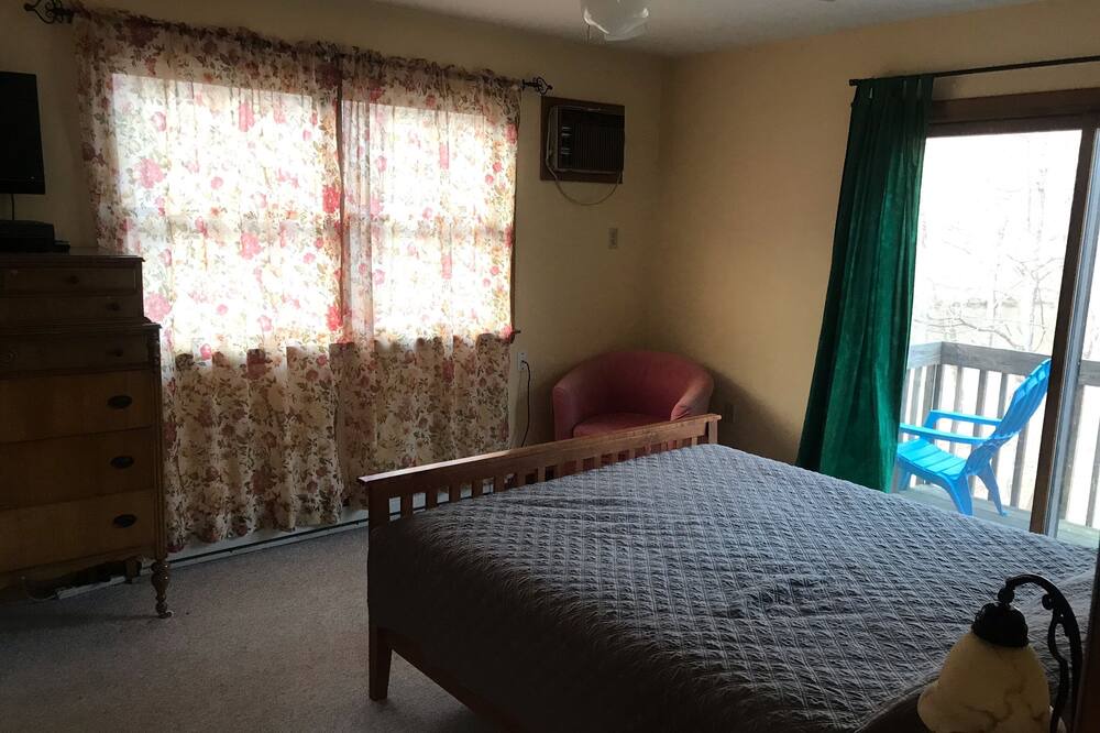 Photo of Bedroom in Great Cacapon