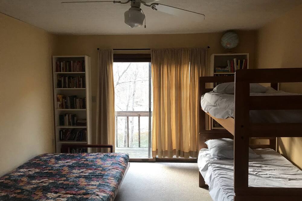 Photo of Bedroom in Great Cacapon