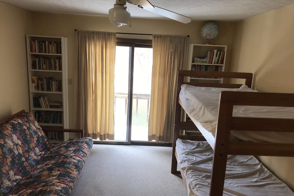 Photo of Bedroom in Great Cacapon