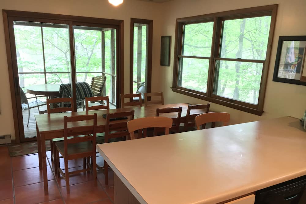 Photo of Kitchen in Great Cacapon