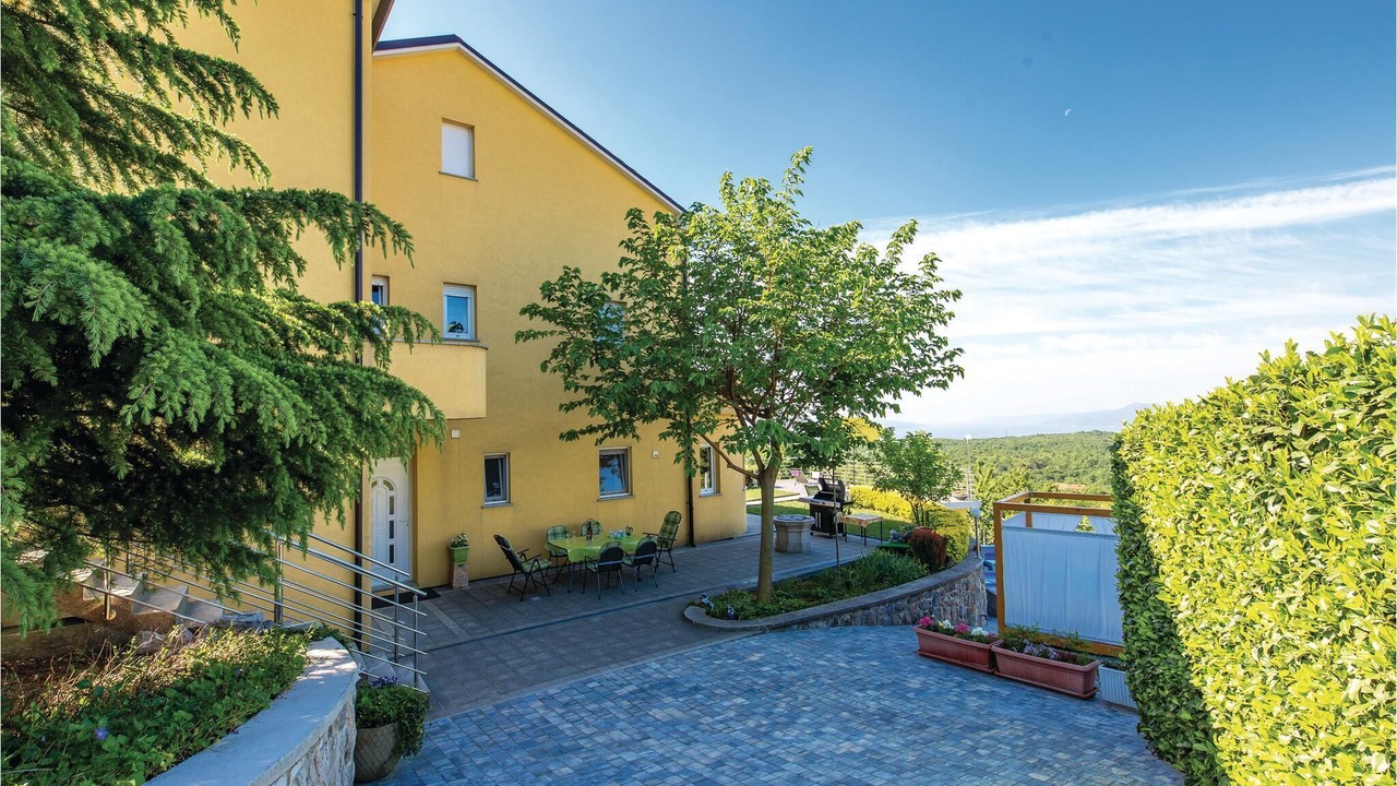 Photo of Outdoor in Sarsoni