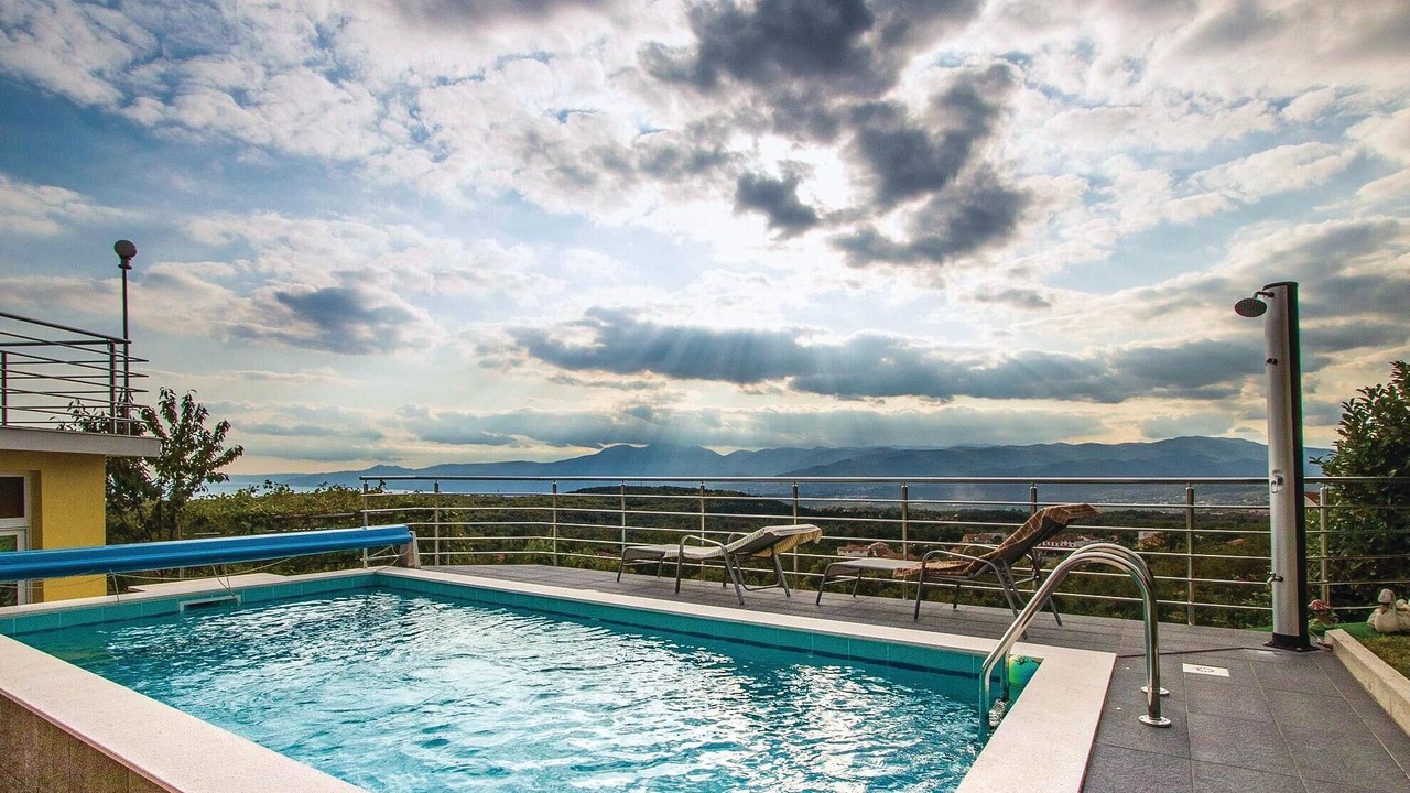 Photo of Outdoor in Sarsoni