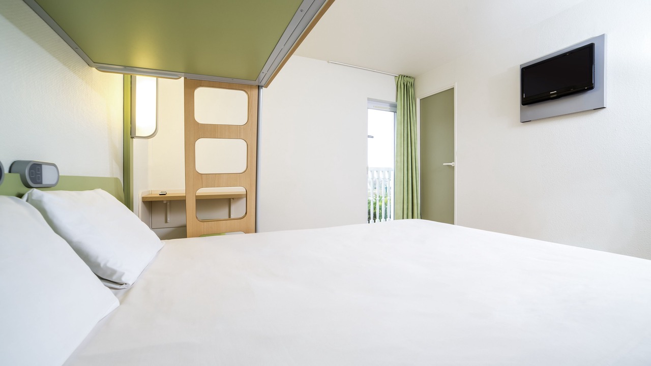 Photo of Bedroom in Saint-Contest