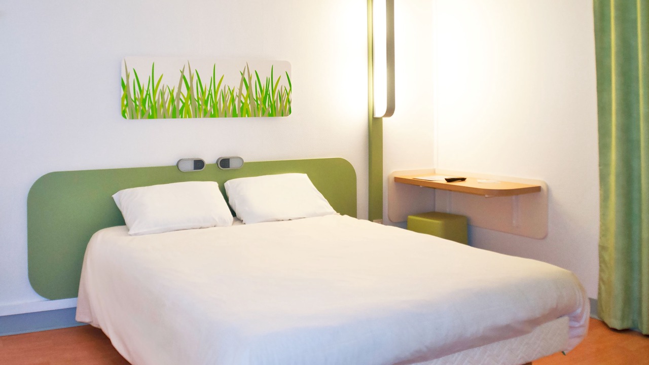 Photo of Bedroom in Saint-Contest