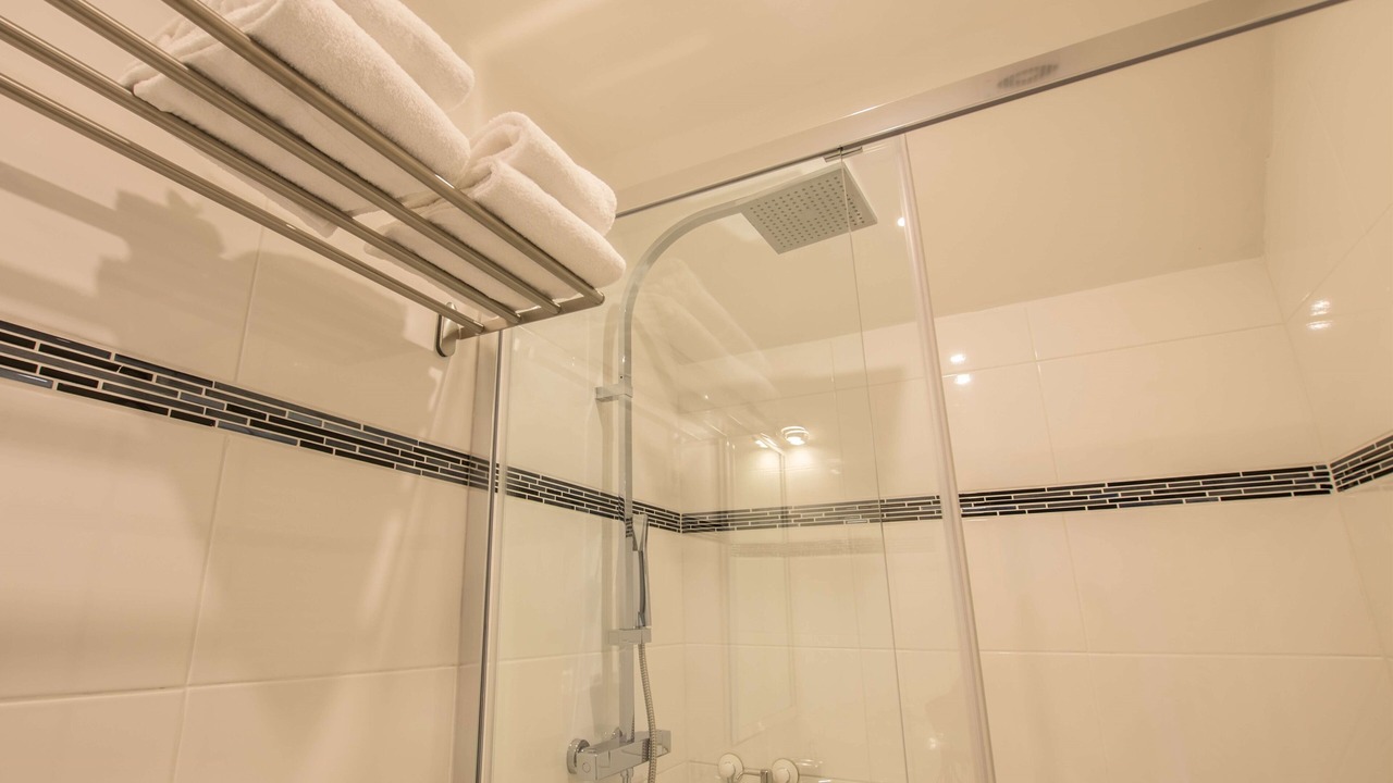 Photo of Bathroom in Mons-en-Baroeul