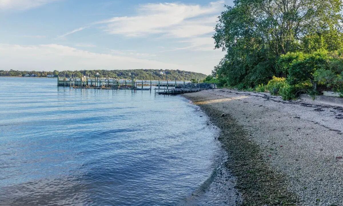 Photo of Others in Pipes Cove