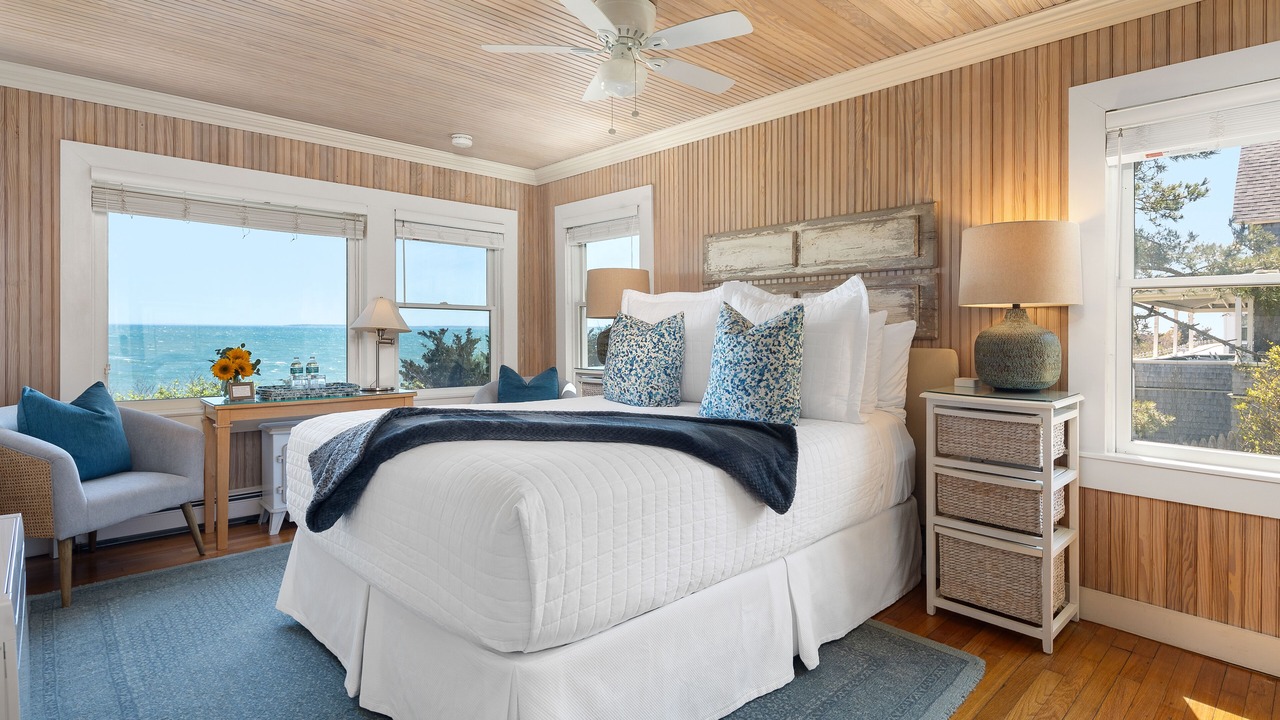 Photo of Bedroom in Falmouth Heights