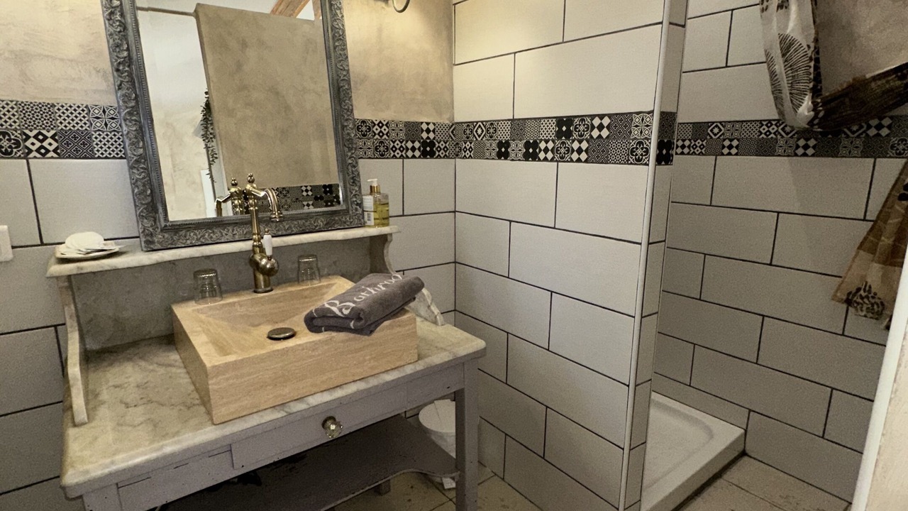 Photo of Bathroom in Cabries