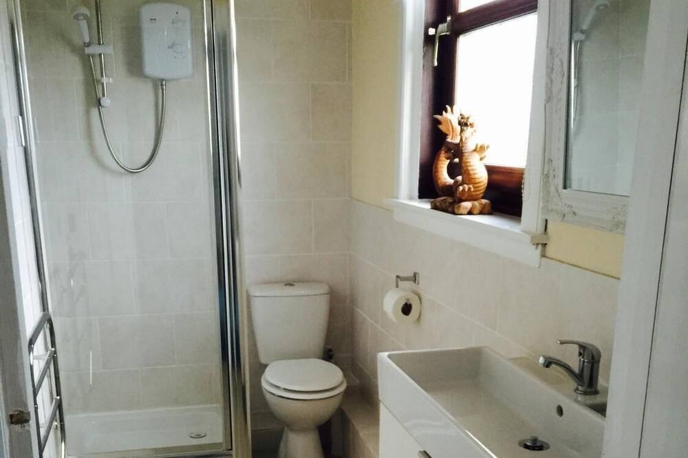 Photo of Bathroom in Beith